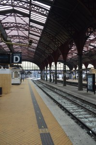 Waiting for the train at Copenhagen H.